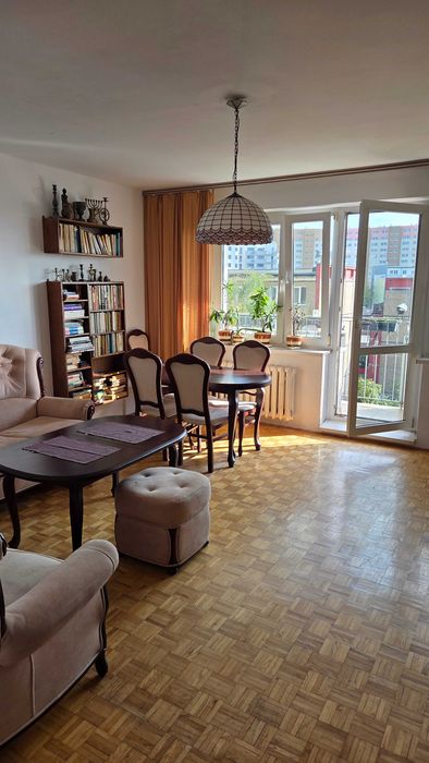 Przestronne 4-pokojowe mieszkanie z balkonem – Poznań, Stare Żegrze