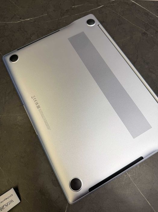 Ультрабук 14" WQXGA + AR Amoled ноутбук Samsung Galaxy Book 4 Edge Snapdragon X Elite X1E-80-100 RAM 16GB SSD 512GB Win11