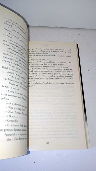 O detective Esqueleto - Os Sem Rosto