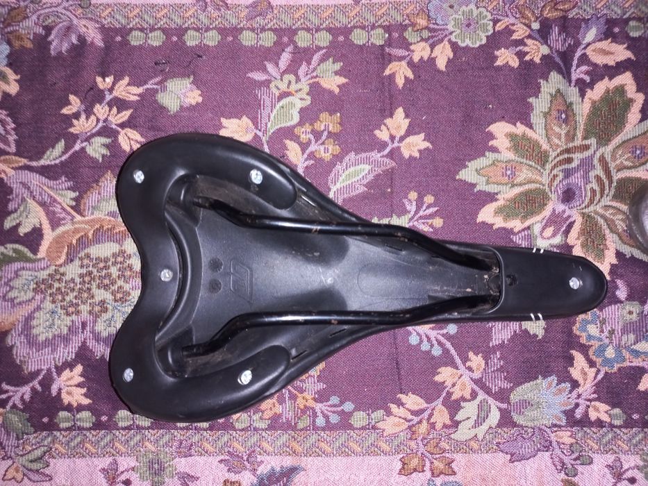 Продам велоседло