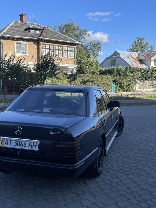 Mercedes W124 1988р (торг)