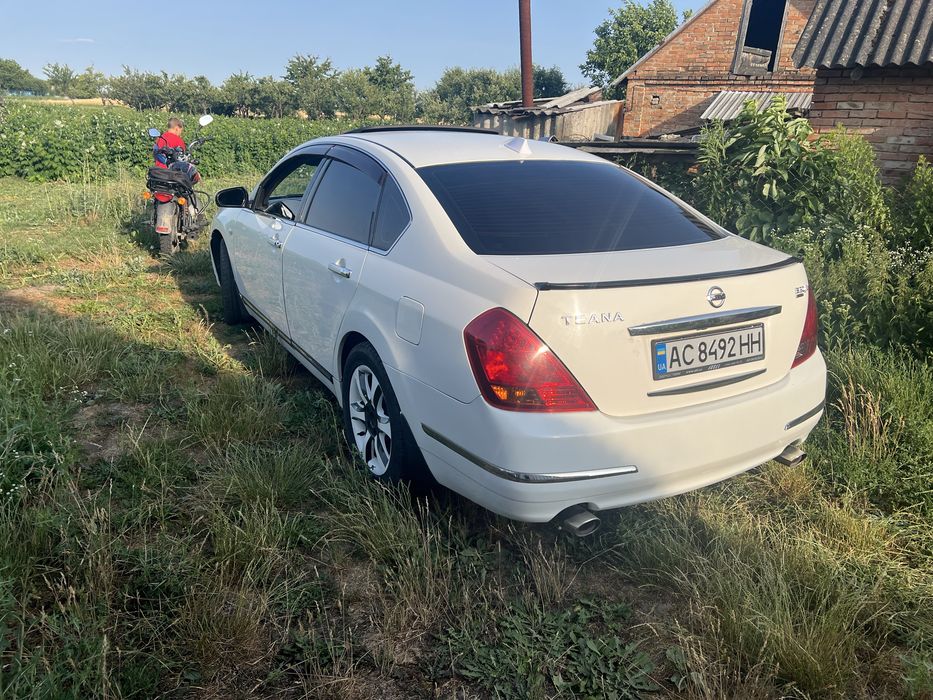 nissan teana j31