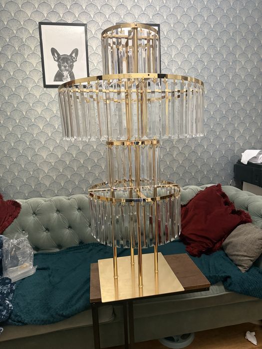 Złoty kryształowy stojak idealny na wesele dekoracja weselna