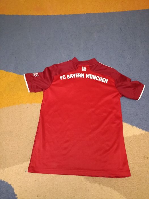 Форма футбольного клубу Bayern(Баварія)