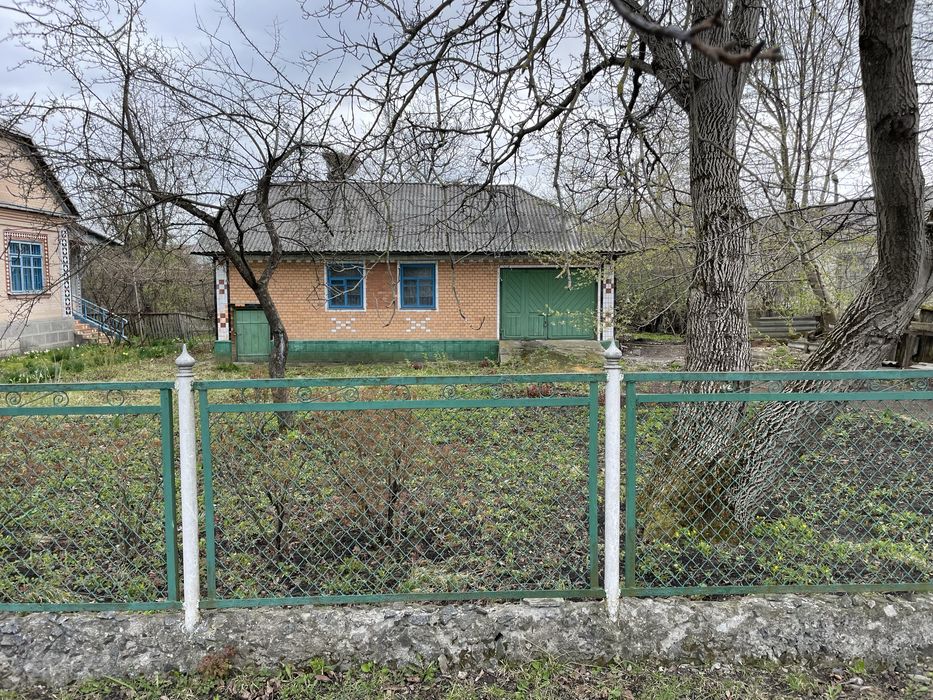 Будинок (земельна ділянка 25 сот.) село Лісоводи Хмельницька область