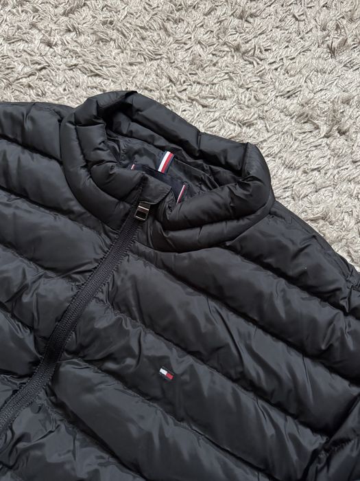 Новий чоловічий оригінальний мікропуховик Tommy Hilfiger розмір M L XL