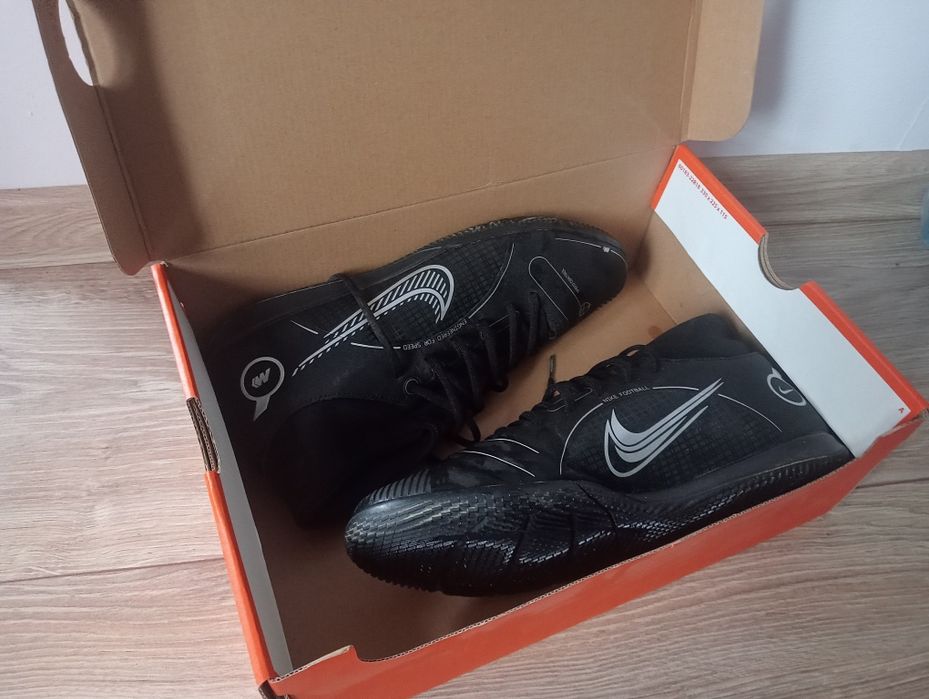Halówki Nike superfly 8 CLUB  roz. 44