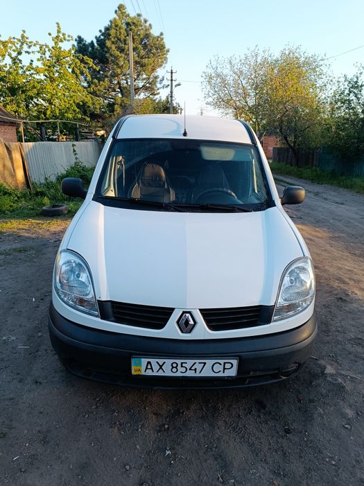 Продам renault kenwoo 2008 год дизель 1.5 k9k