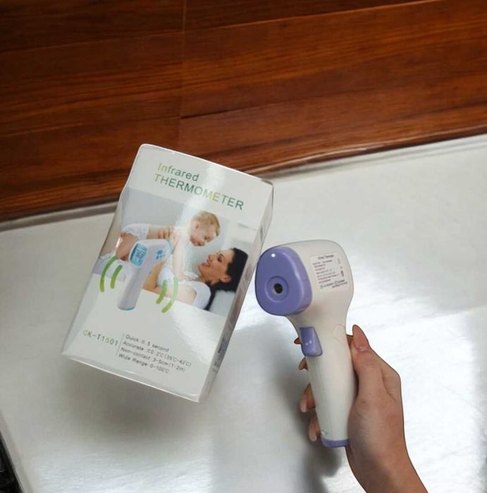 Термометр безконтактний, точно вимірює температуру Non-contact
