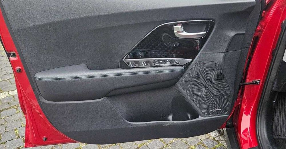 Kia Niro 2022 64 квт