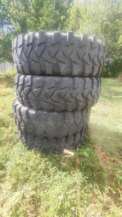 продам колеса 215/70 R15