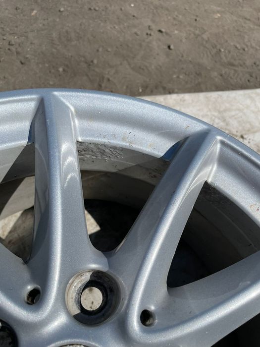 Felgi aluminiowe BMW 1 Oryginalne 16 5x112