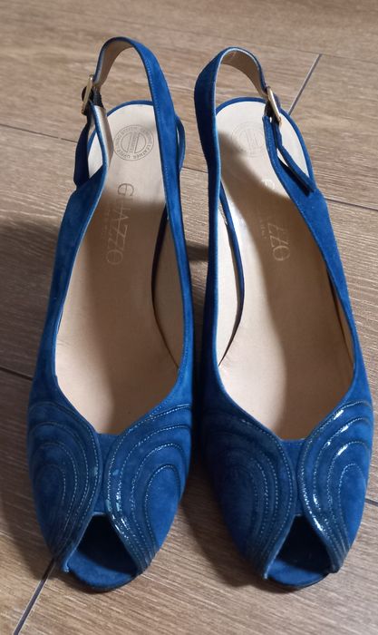 Kobaltowe buty 39 skórzane