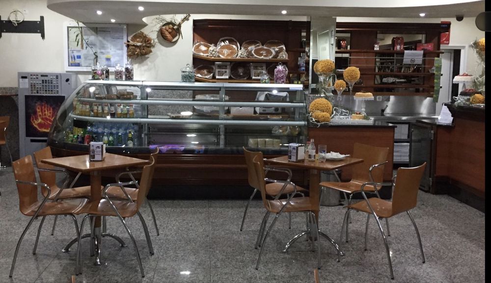 Mobiliario pastelaria cafe