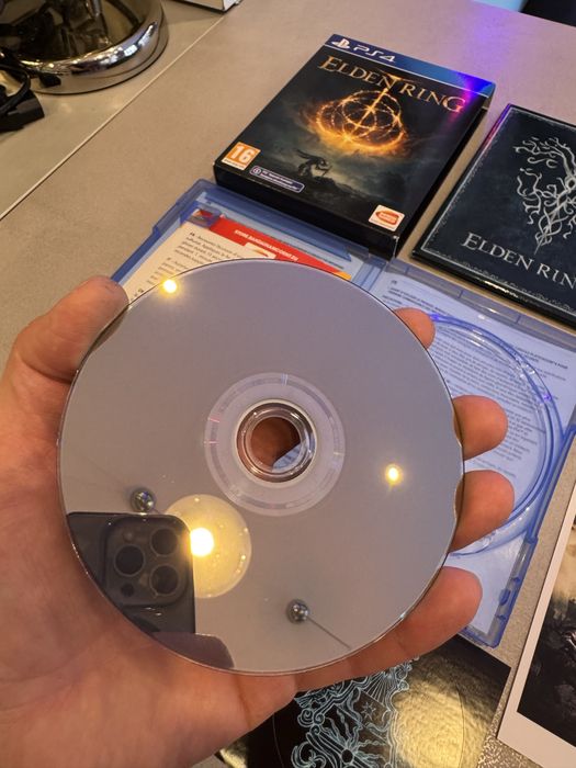 Edycja kolekcjonerska gry Elder Ring na konsolę PS4/PS5  Polecam dla Fana gry