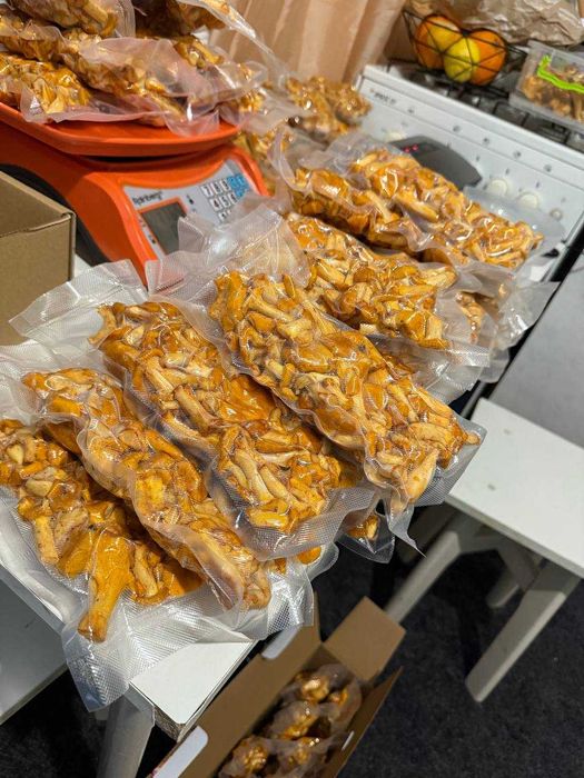 Свіжі Гриби Лисички  преміум у шоковій заморозці | ВЕЛИКІ ОБСЯГИ