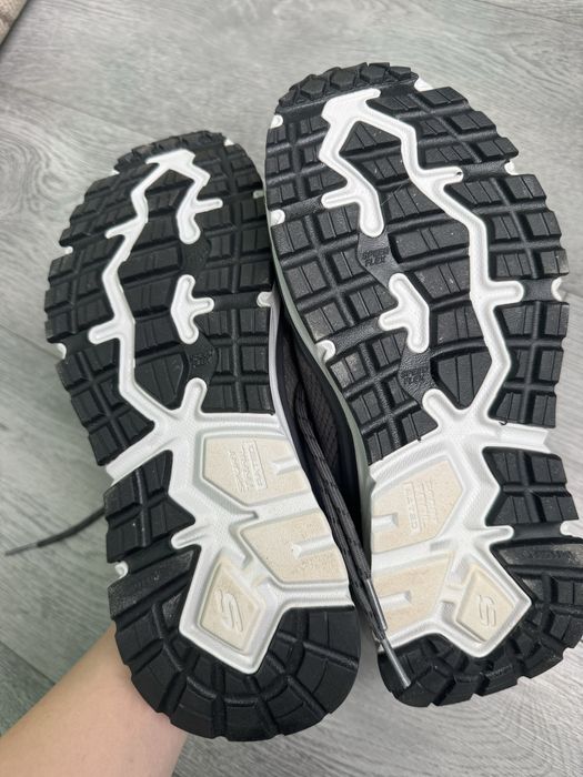 Кросівки Skechers D’Lux Journey Waterproof, оригінал, 41 р.