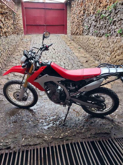 Мотоцикл CRf 250L