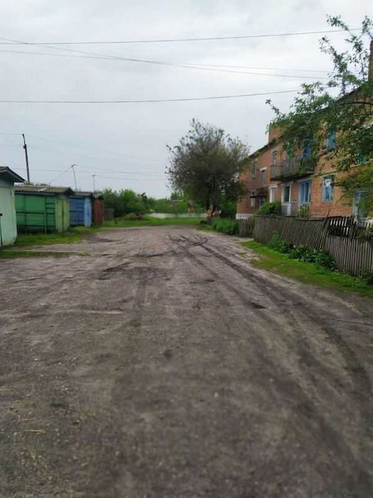 Продам 2 к.кв. с. Першотравневе Богодухівський район (404227)