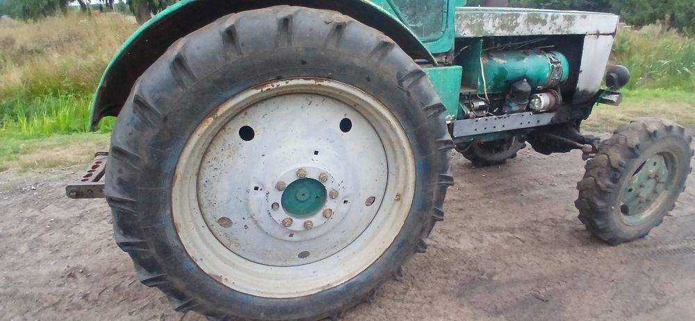 Трактор т40 ам в робочому стані