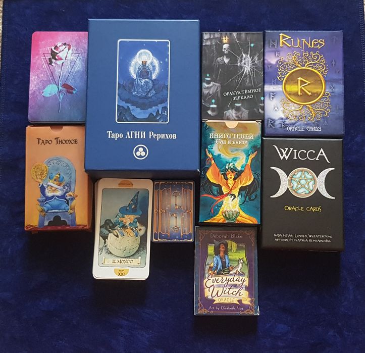 Карты таро, метафор, рун, с коллекции