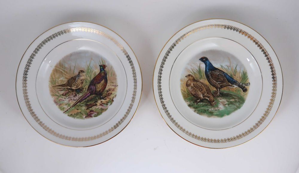 2 pratos de caça em faiança antiga Francesa