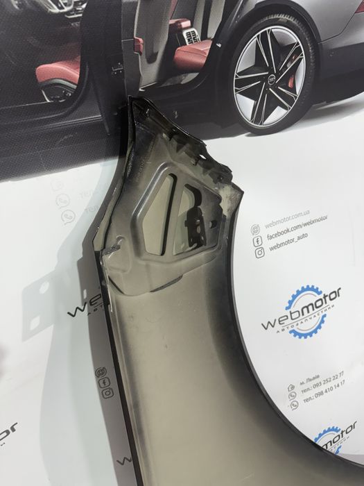 Крила крило ліве праве Land Rover Range Rover Sport L494