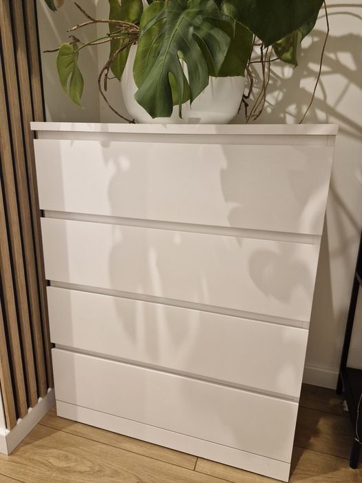 Komoda ikea malm