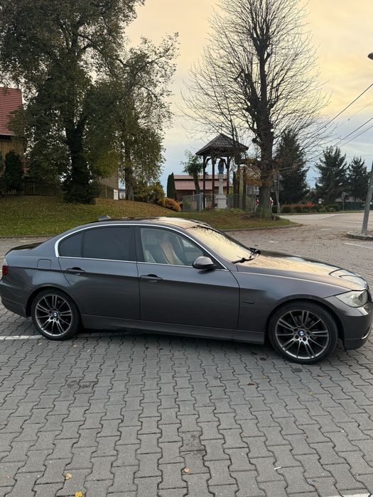 Bmw E90 325I 218km LPG!