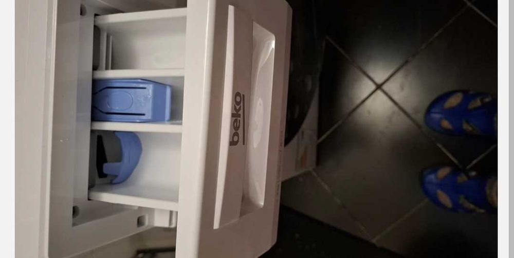 Стиральная машина узкая Beko WUE 6626 XBCW