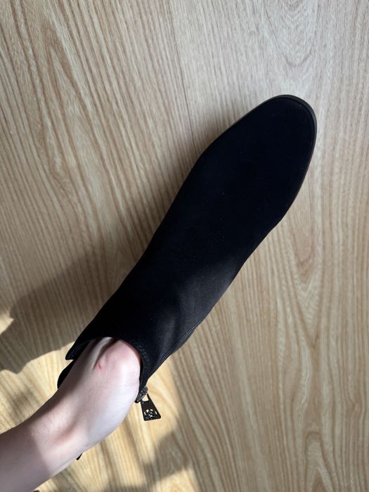 Ботинки kazar , полусапоги женские натуральная кожа