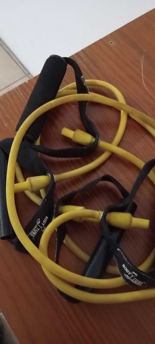 Bandas elásticas e outros