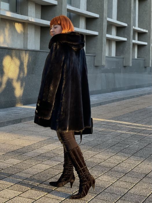 Шуба норкова black glama з капюшоном манто оверсайз 48-54