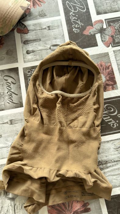 Balaclava + Luvas + Chapéu