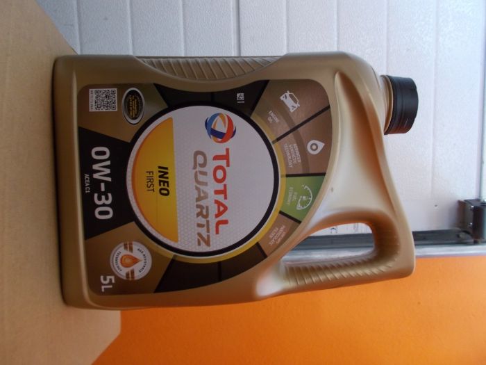 TOTAL Quartz Ineo First 0W-30 ( 5 Lts )