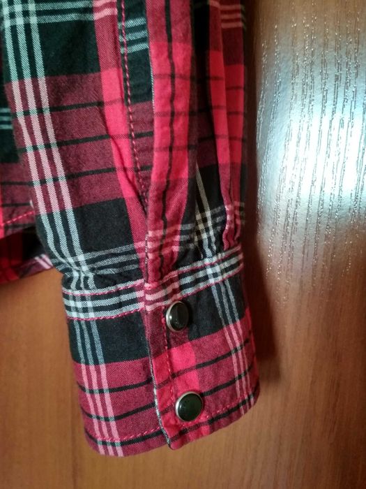 Sprzedam Koszulę w kratę Diverse