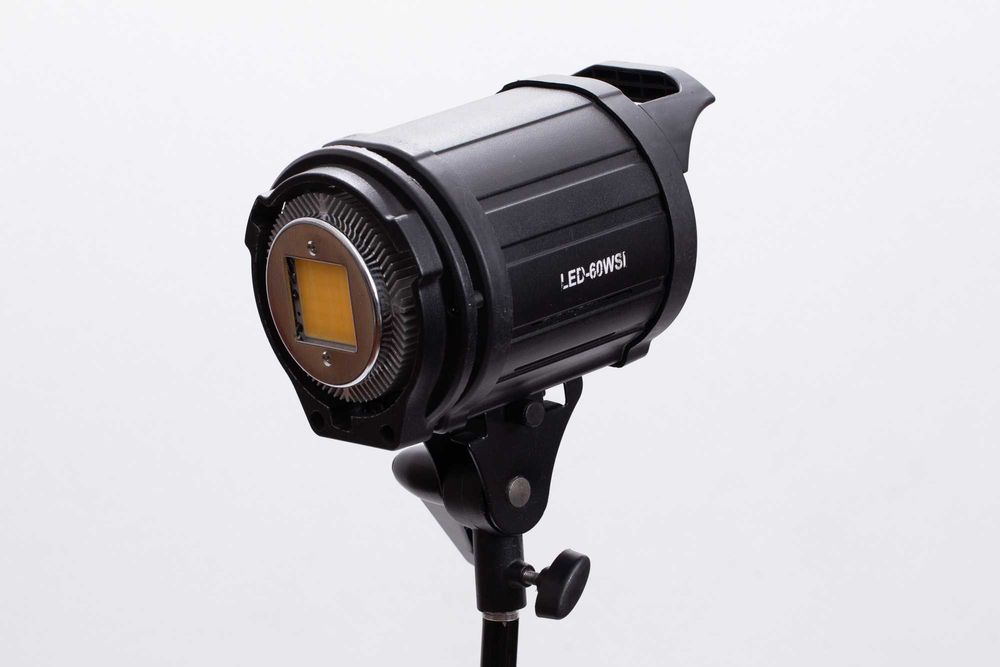 Lampa studyjna światła stałego 60W LED