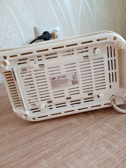 Продам тостер . Производство Китай.