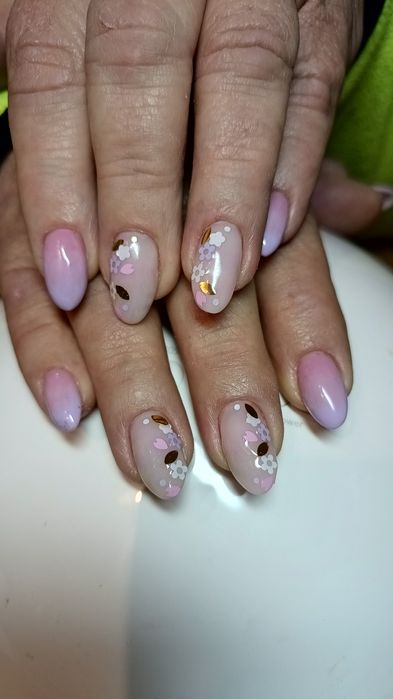 Маникюр,гель лак, наращивание, педикюр. 400