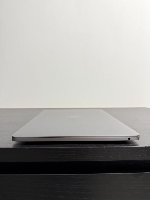 MacBook Pro 13 M2 - 16GB - 256GB - Space Grey