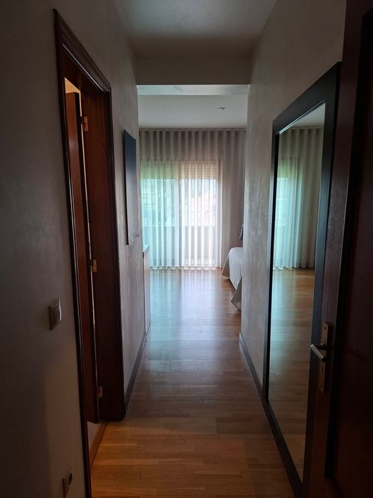 Apartamento T3 com garagem