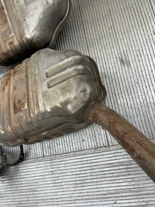 Tłumik przepustnica audi a4 s4 b6 quattro