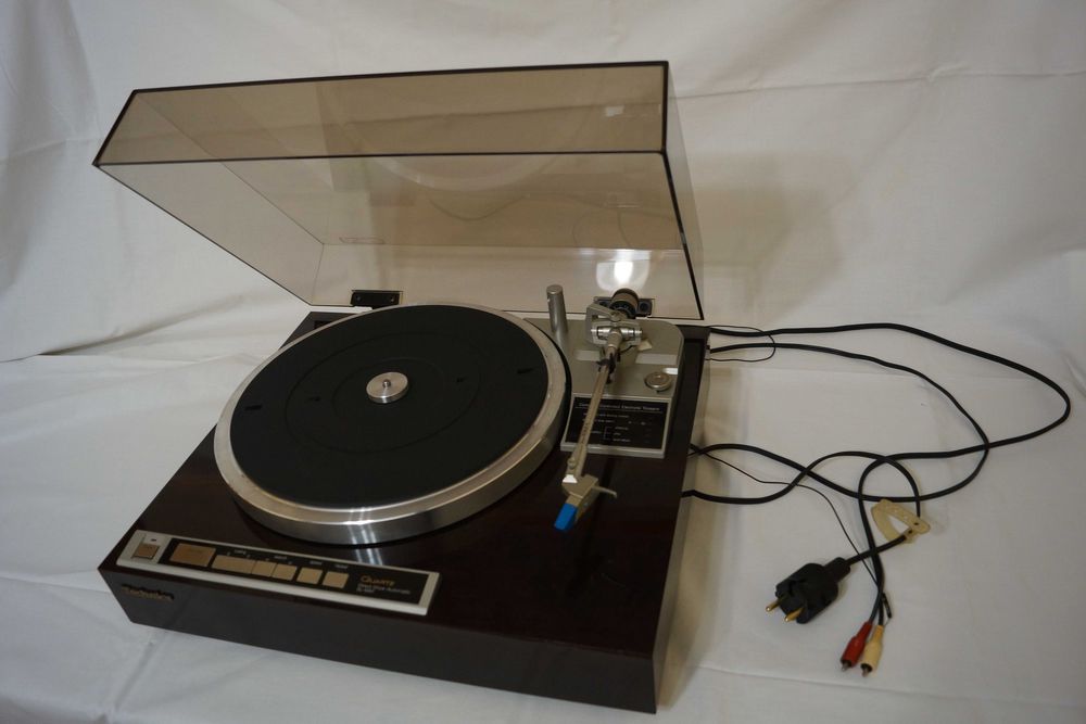 Gramofon Technics SL-MA1