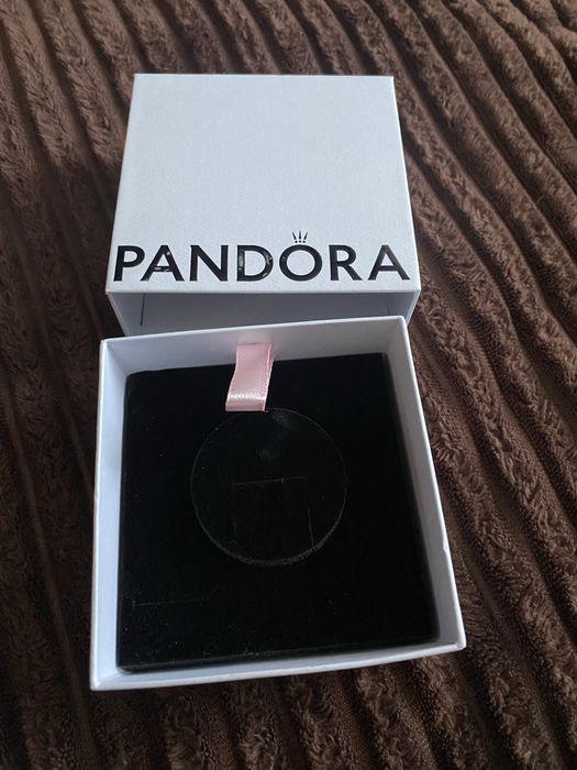 Коробки  Pandora