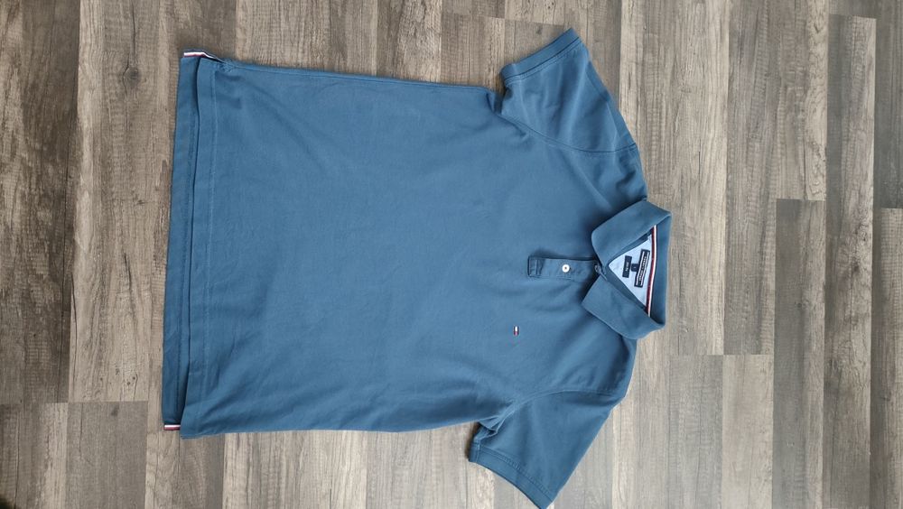 świetna koszulka polo Tommy Hilfiger slim fit , super stan
