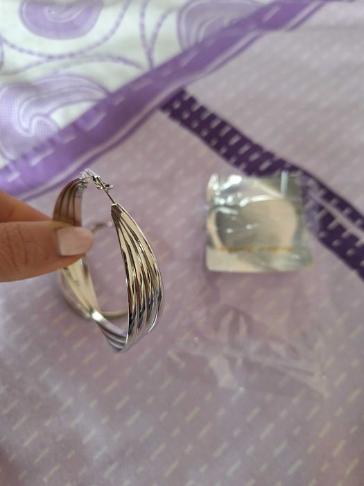 Kolczyki nowe nie noszone