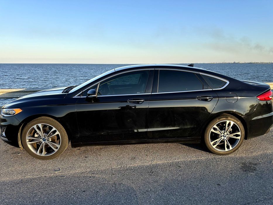 Ford Fusion 2019 VIN 3FA6P0K92KR271166 фото оголошення 3 з 12