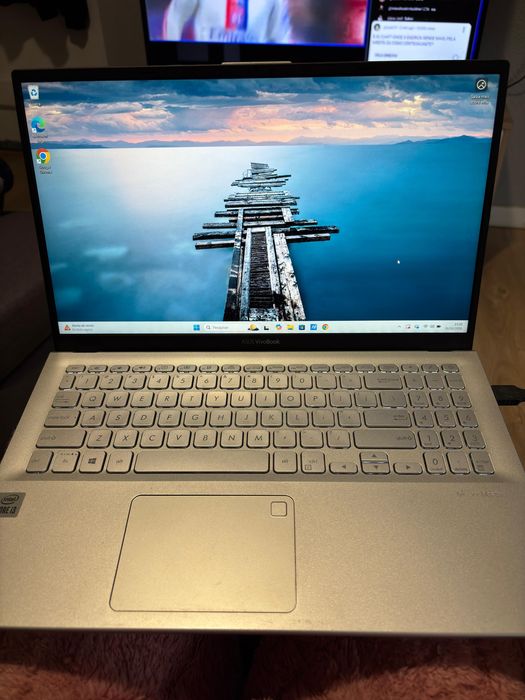 Notebook Asus F512J
