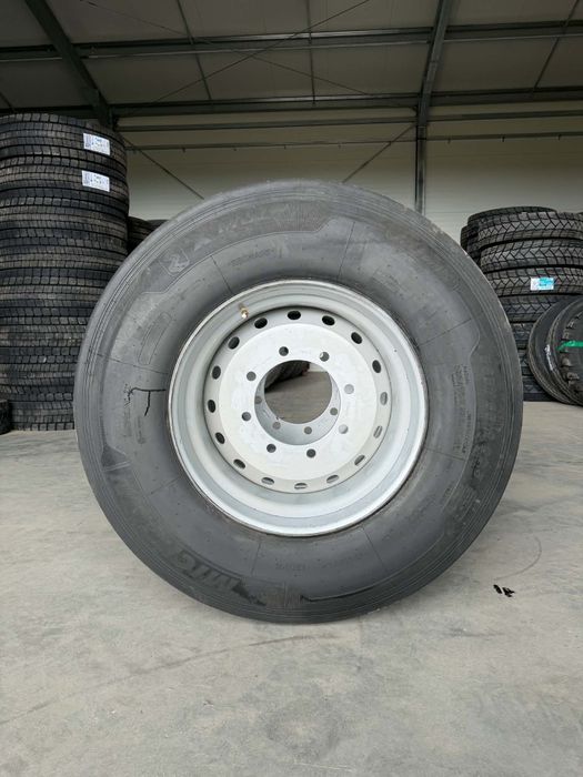 Koła do przyczepy HL 8 otworów, Michelin
