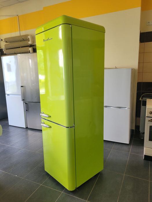 Sprzedam lodówkę firmy Schaub Lorenz z możliwością dostawy